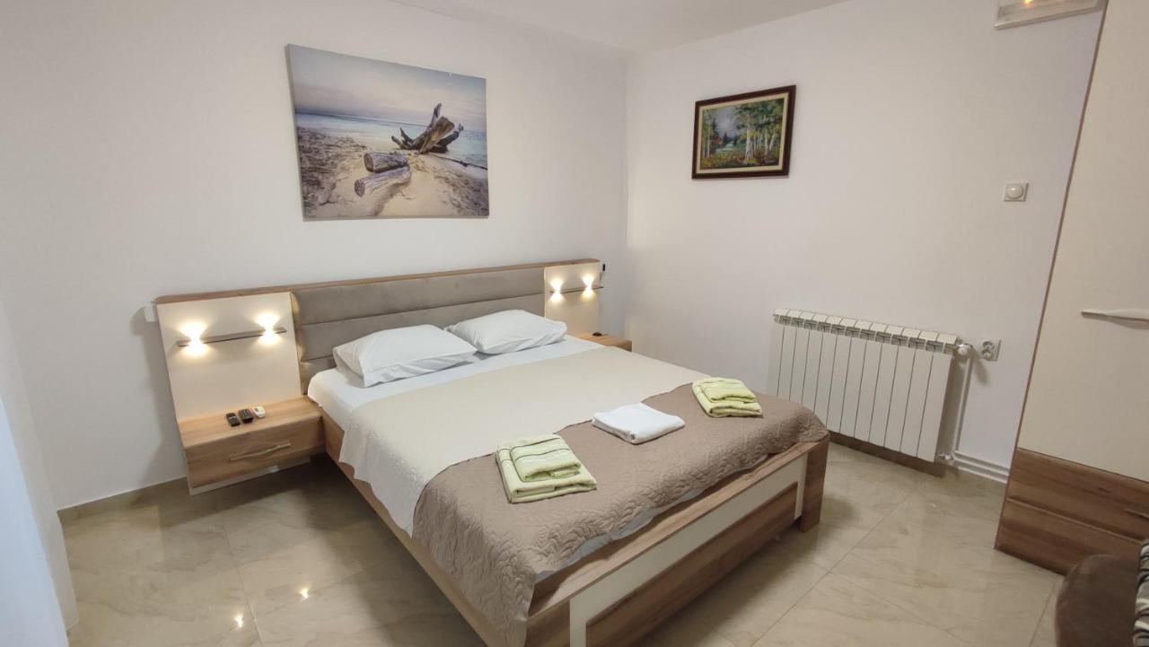 Apartments Familia Budva Luaran gambar