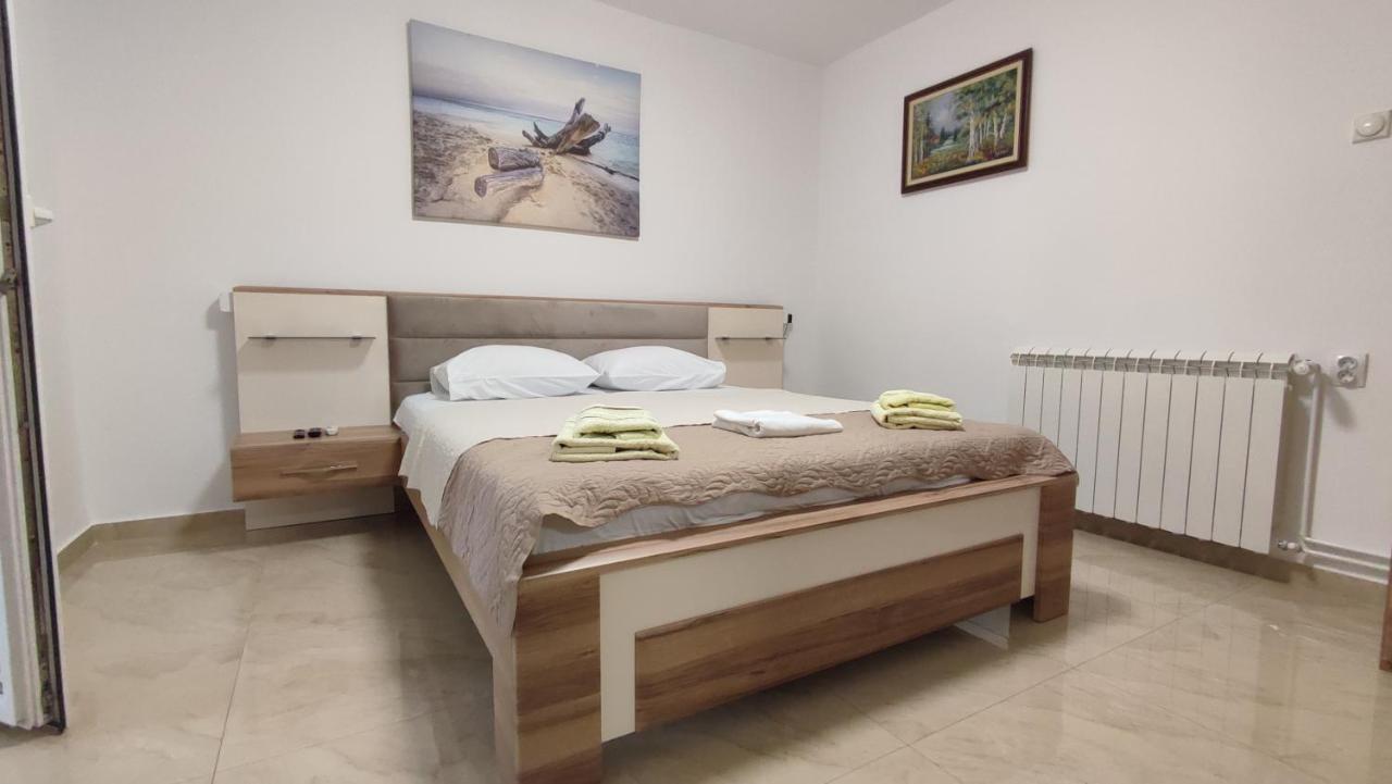 Apartments Familia Budva Luaran gambar
