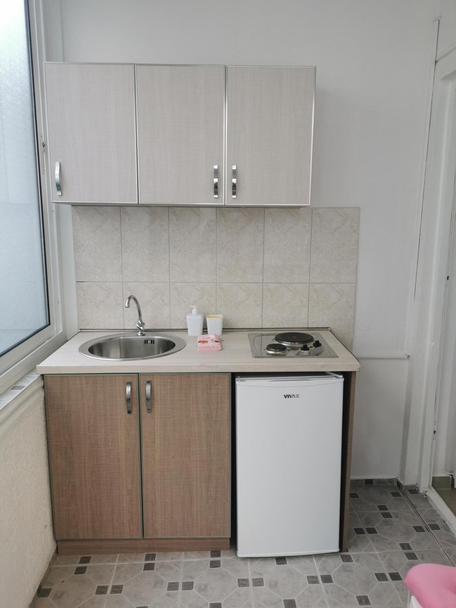 Apartments Familia Budva Bilik gambar