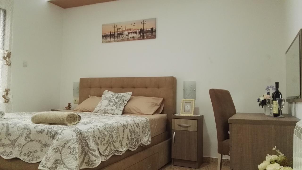 Apartments Familia Budva Luaran gambar