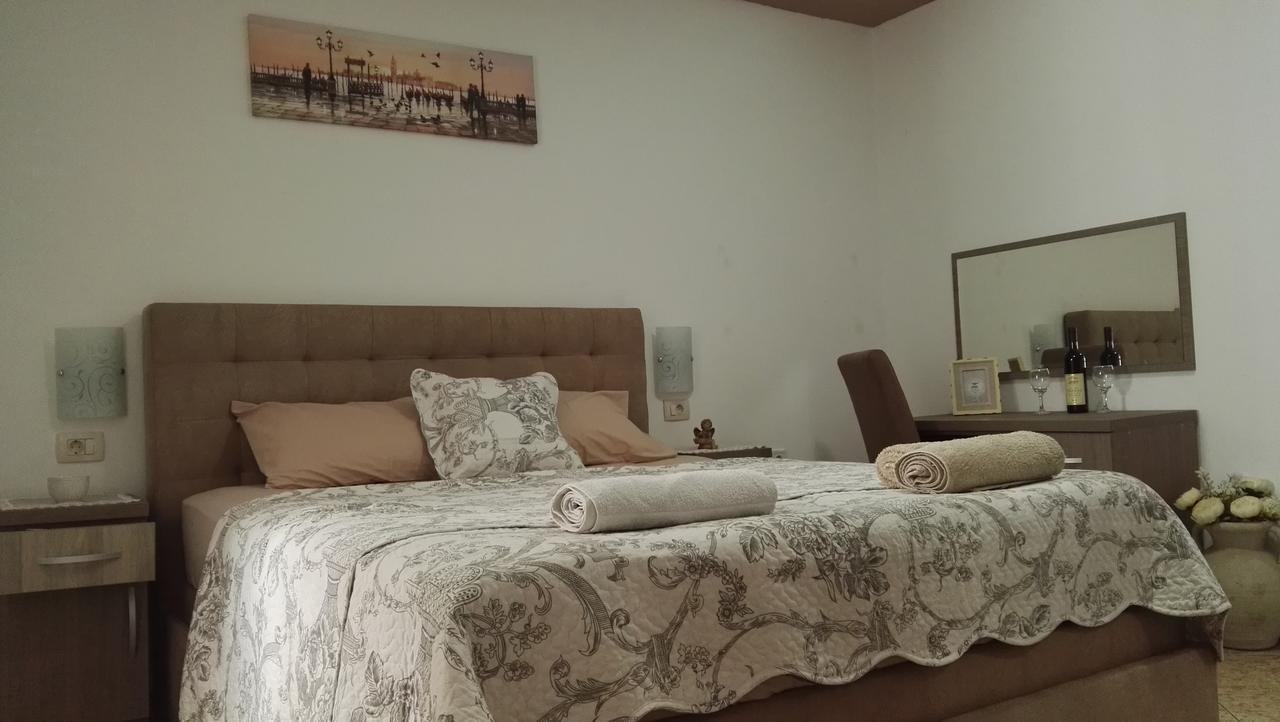 Apartments Familia Budva Luaran gambar