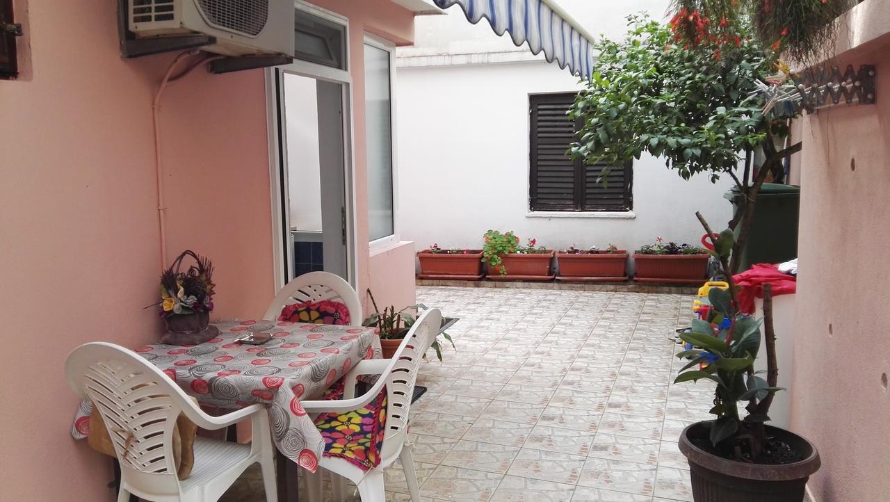 Apartments Familia Budva Luaran gambar