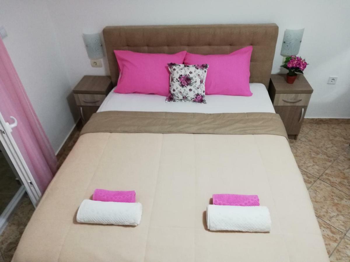 Apartments Familia Budva Luaran gambar